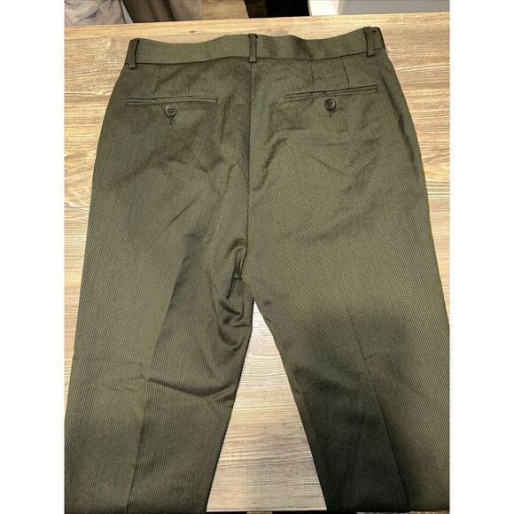 ASOS Men's Size 32x25 Green Pleated Front Straight Cuffed Hem Dress Pants. N - Picture 5 of 9